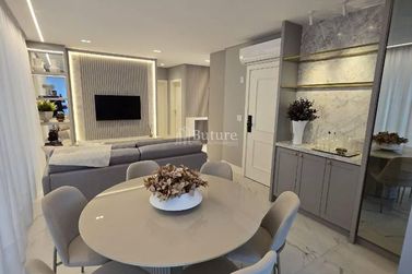 Apartamento &agrave; venda - 190m&sup2; - Centro