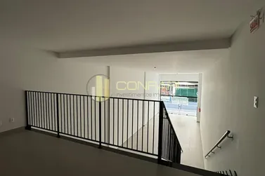 Sala Comercial para alugar - 183m&sup2; - meia praia