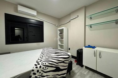 Apartamento &agrave; venda - 137m&sup2; - Centro