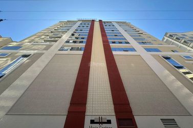 Sala Comercial &agrave; venda - 512m&sup2; - Meia Praia