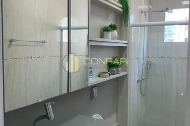 Apartamento &agrave; venda - 140m&sup2; - Meia Praia