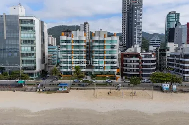 Apartamento &agrave; venda - 180m&sup2; - Centro