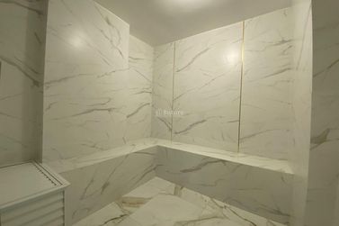 Apartamento &agrave; venda - 140m&sup2; - Meia Praia