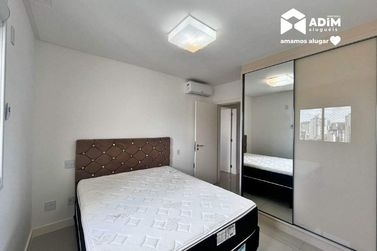 Apartamento para alugar - 182m&sup2; - Centro