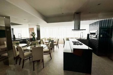Apartamento &agrave; venda - Meia Praia