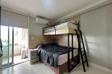Apartamento &agrave; venda - 180m&sup2; - 
