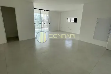 Apartamento &agrave; venda - 133m&sup2; - meia praia