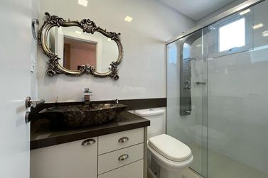 Apartamento &agrave; venda - 128m&sup2; - Meia Praia