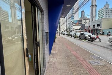 Sala Comercial para alugar - 18m&sup2; - Centro