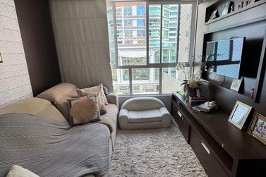 Apartamento &agrave; venda - 85m&sup2; - Meia Praia