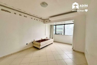 Apartamento para alugar - 475m&sup2; - Centro