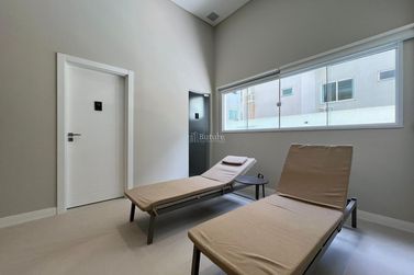 Apartamento &agrave; venda - 213m&sup2; - Meia Praia