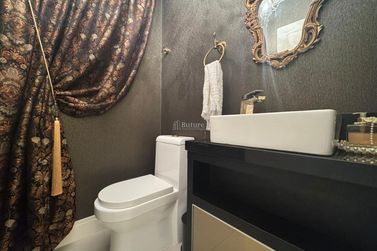 Apartamento &agrave; venda - 171m&sup2; - Meia Praia