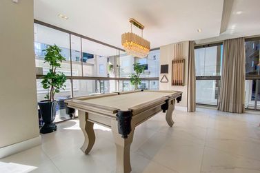 Apartamento &agrave; venda - 114m&sup2; - Meia Praia