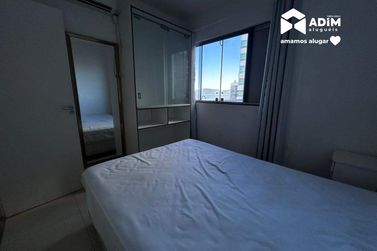 Apartamento para alugar - 100m&sup2; - Meia Praia