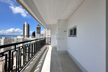 Apartamento &agrave; venda - 160m&sup2; - Centro