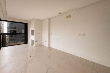 Apartamento &agrave; venda - 182m&sup2; - Meia Praia