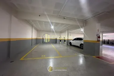 Apartamento &agrave; venda - 179m&sup2; - Meia Praia