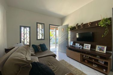 Casa &agrave; venda - 100m&sup2; - 