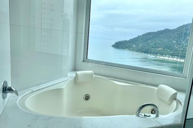 Apartamento &agrave; venda - 185m&sup2; - Barra Sul