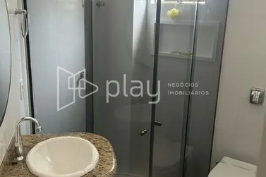 Apartamento &agrave; venda - 126m&sup2; - Meia Praia