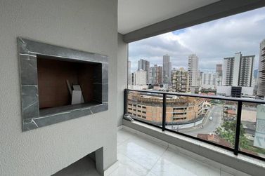 Apartamento &agrave; venda - Meia Praia