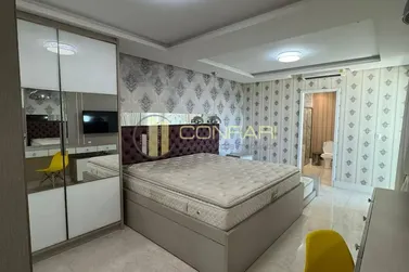 Casa &agrave; venda - 340m&sup2; - Meia Praia