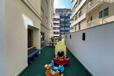 Apartamento &agrave; venda - 128m&sup2; - Meia Praia