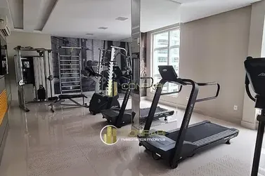 Apartamento &agrave; venda - 234m&sup2; - Meia Praia