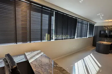Sala Comercial &agrave; venda - 38m&sup2; - Meia Praia