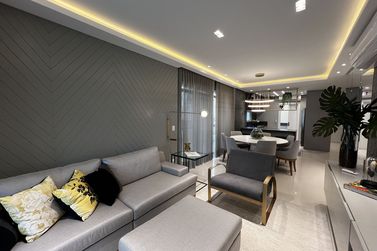 Apartamento &agrave; venda - 148m&sup2; - Meia Praia