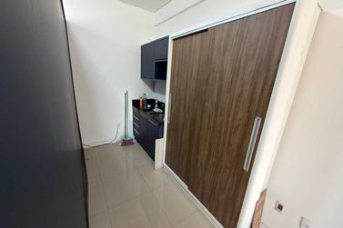 Sala Comercial &agrave; venda - 60m&sup2; - Meia Praia