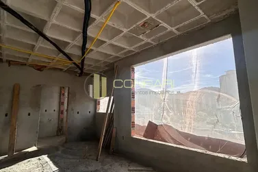 Apartamento &agrave; venda - 145m&sup2; - CENTRO