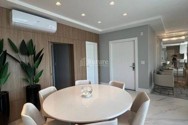 Apartamento &agrave; venda - Meia Praia