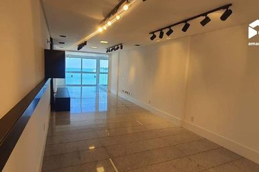 Apartamento para alugar - 238m&sup2; - Centro