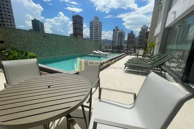 Apartamento &agrave; venda - 133m&sup2; - meia praia
