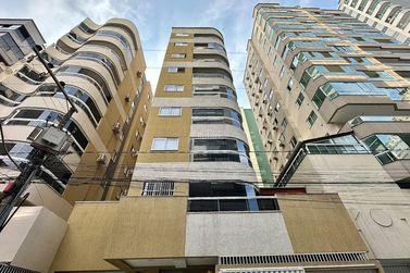 Apartamento &agrave; venda - 120m&sup2; - Andorinha