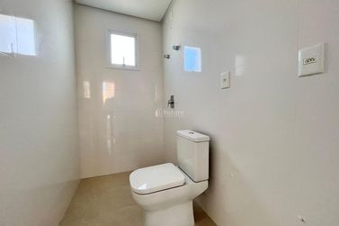Apartamento &agrave; venda - 156m&sup2; - Meia Praia