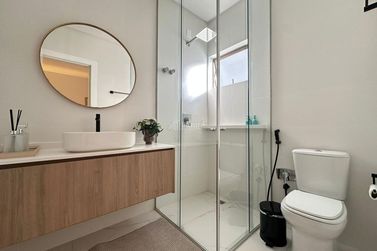 Apartamento &agrave; venda - 134m&sup2; - Meia Praia