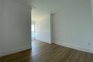 Apartamento &agrave; venda - 190m&sup2; - Centro