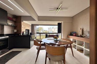 Apartamento &agrave; venda - 85m&sup2; - Meia Praia