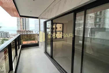Apartamento &agrave; venda - 147m&sup2; - Pereque
