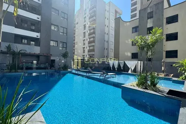 Apartamento &agrave; venda - 207m&sup2; - Meia Praia