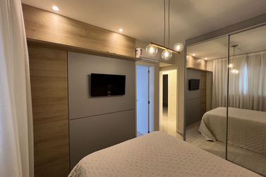 Apartamento &agrave; venda - 135m&sup2; - Meia Praia