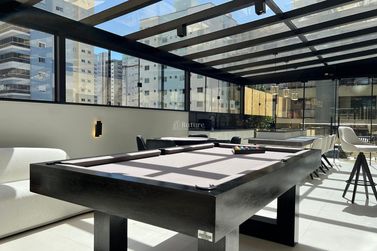 Apartamento &agrave; venda - 129m&sup2; - Meia Praia