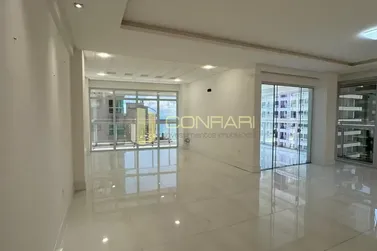 Apartamento &agrave; venda - 285m&sup2; - meia praaia