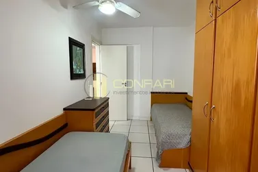 Apartamento para alugar - 103m&sup2; - Meia Praia