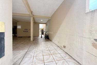 Apartamento &agrave; venda - 70m&sup2; - Centro