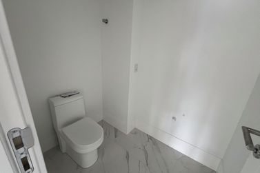 Apartamento &agrave; venda - 185m&sup2; - Meia Praia