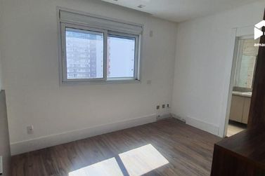 Apartamento para alugar - 238m&sup2; - Centro